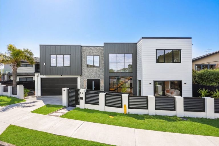 Photo of property in 6a Gulf Crest, Bucklands Beach, Auckland, 2012
