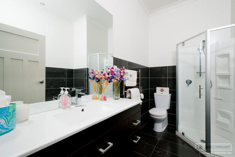 Photo of property in 1/3 Alma Road, Milford, Auckland, 0620