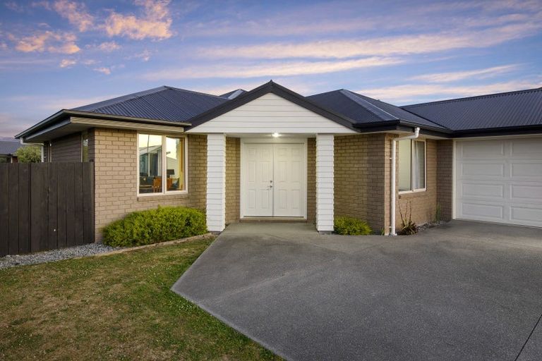 Photo of property in 26 Maple Place, Rangiora, 7400