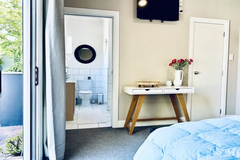 Photo of property in 1107 Caroline Road, Mayfair, Hastings, 4122