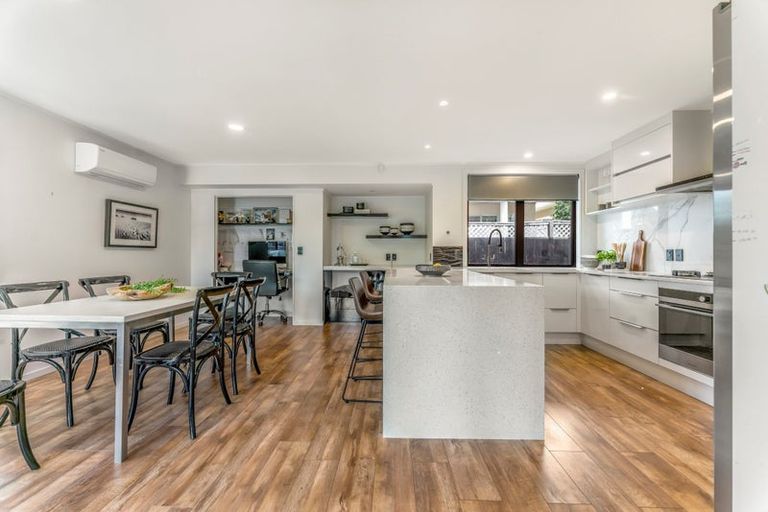 Photo of property in 3/4 Morrow Avenue, Bucklands Beach, Auckland, 2012