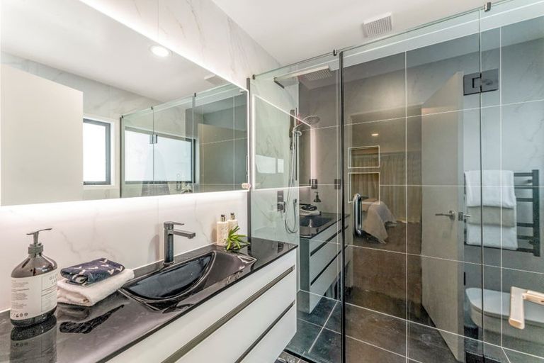 Photo of property in 3/4 Morrow Avenue, Bucklands Beach, Auckland, 2012