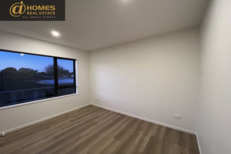 Photo of property in 3b Penfold Place, Henderson, Auckland, 0610