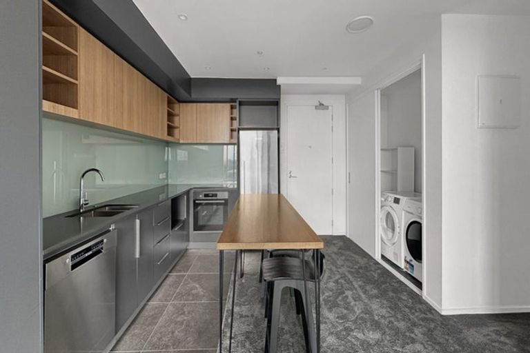 Photo of property in 605/1 Buscomb Avenue, Henderson, Auckland, 0610