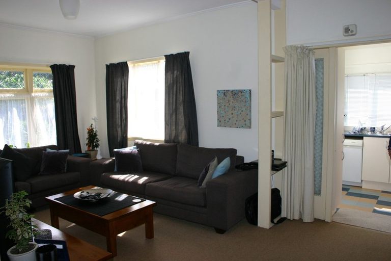 Photo of property in 50 Awarua Street, Ngaio, Wellington, 6035