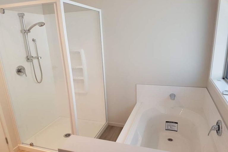 Photo of property in 9a Cross Street, Drury, 2113