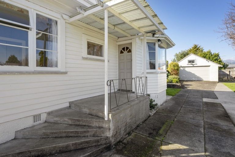 Photo of property in 35a Kent Street, Levin, 5510