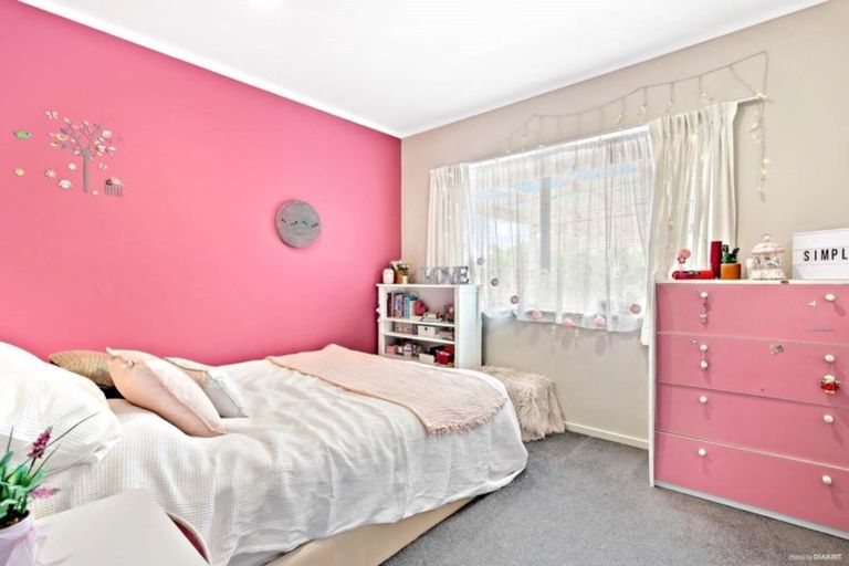 Photo of property in 722 Chapel Road, Dannemora, Auckland, 2016