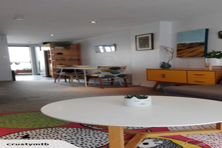 Photo of property in 3/464 Adelaide Road, Berhampore, Wellington, 6023