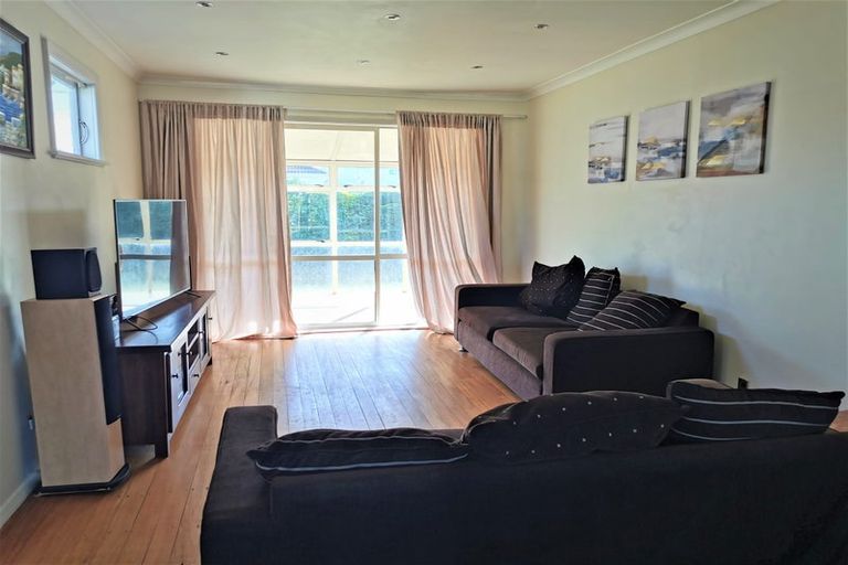 Photo of property in 30 Ebdentown Street, Ebdentown, Upper Hutt, 5018