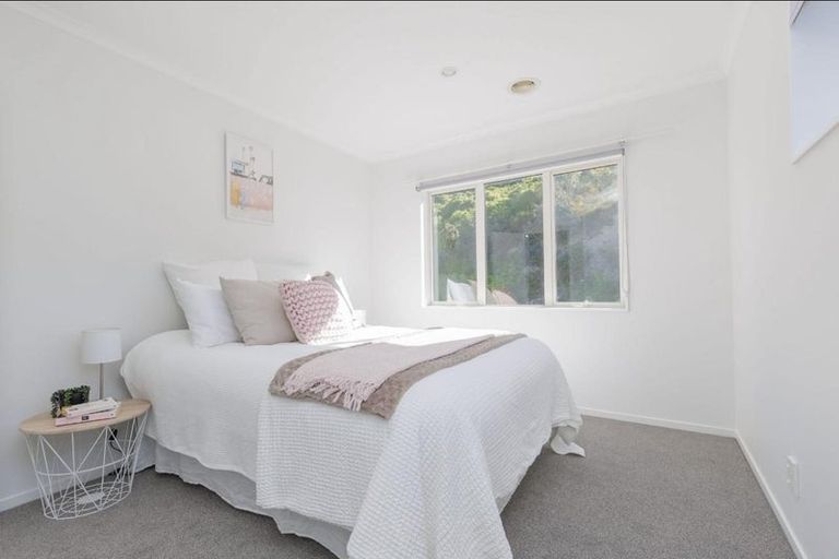 Photo of property in 24 Melksham Drive, Churton Park, Wellington, 6037