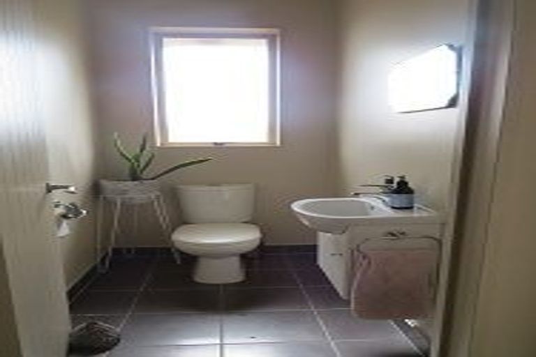 Photo of property in 131a Rototuna Road, Rototuna, Hamilton, 3210