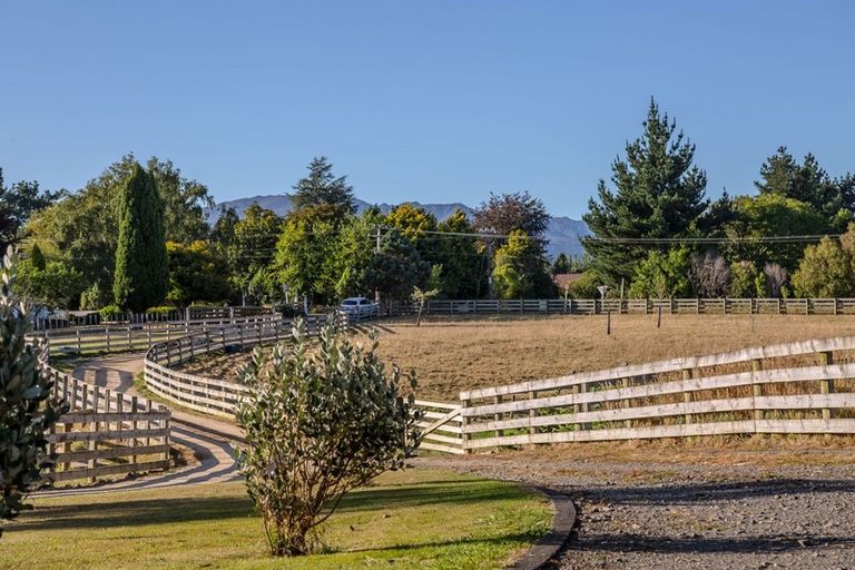 Photo of property in 142 Vogel Street, Woodville, 4920