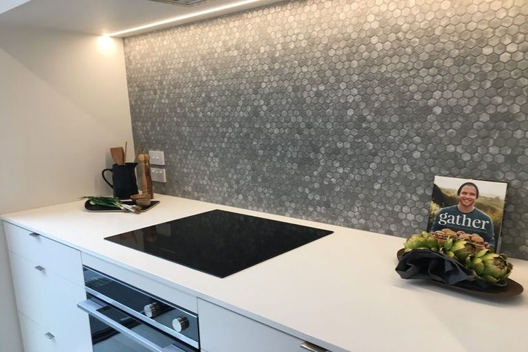 Photo of property in 2/208 Hereford Street, Christchurch Central, Christchurch, 8011