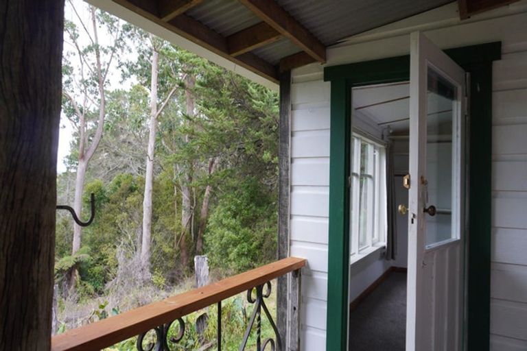 Photo of property in 1 Gomez Road, Hikurangi, 0181