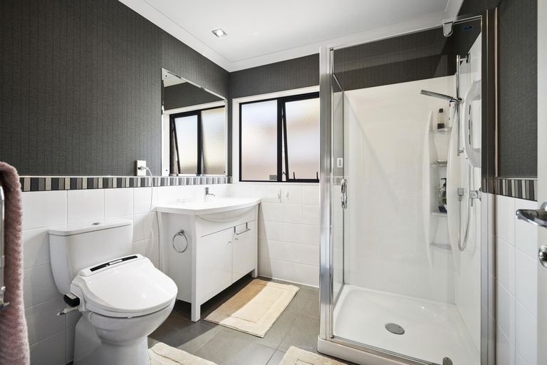 Photo of property in 27a Knowles Street, Terrace End, Palmerston North, 4410