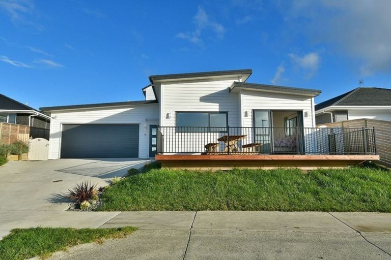 Photo of property in 3 Resolution Drive, Gulf Harbour, Whangaparaoa, 0930