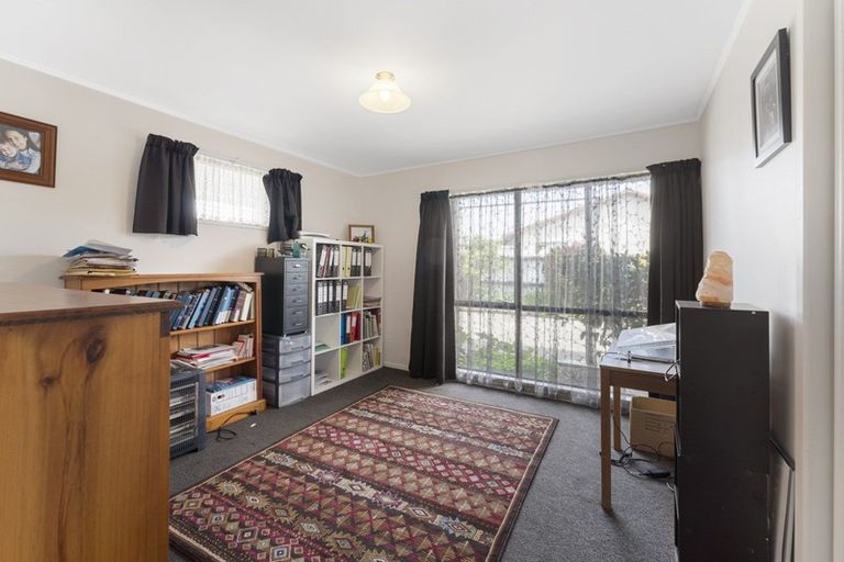 Photo of property in 9 Ludlow Place, Parklands, Christchurch, 8083