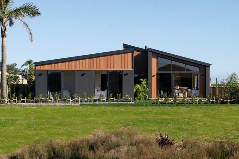 Photo of property in 6 Serrata Close, Papamoa Beach, Papamoa, 3118