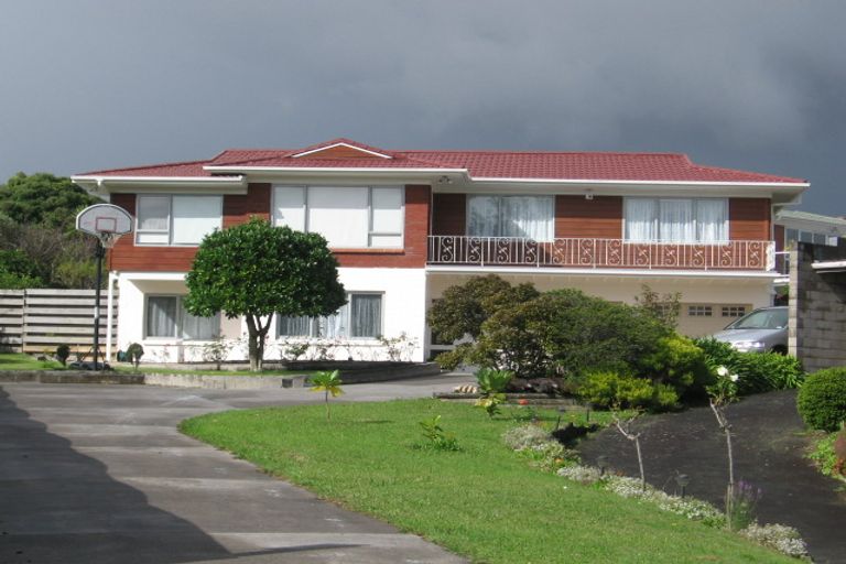 Photo of property in 20 Tercel Place, Sunnyhills, Auckland, 2010