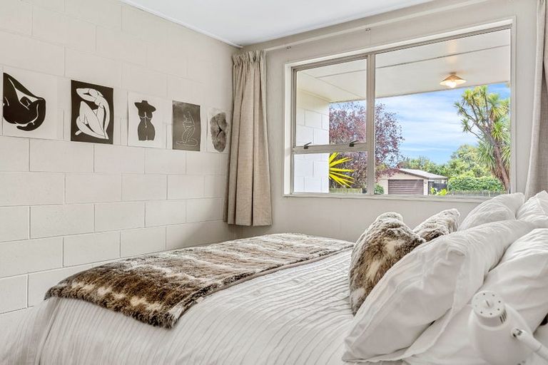 Photo of property in 5/80 Charles Street, Waltham, Christchurch, 8011