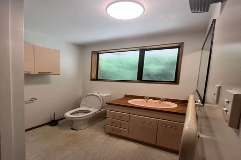 Photo of property in 11 Nepal Place, Burnside, Christchurch, 8053