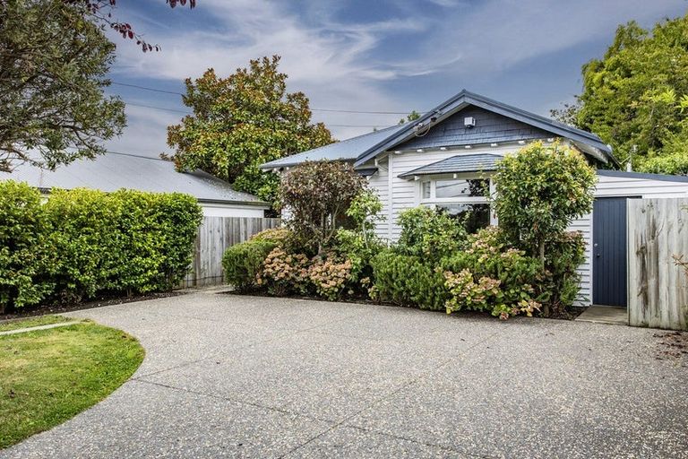 Photo of property in 42 Mersey Street, St Albans, Christchurch, 8014