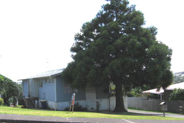 Photo of property in 4 Castleton Street, Birkdale, Auckland, 0626
