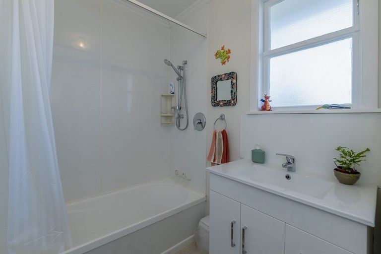 Photo of property in 14 Beatty Street, Levin, 5510