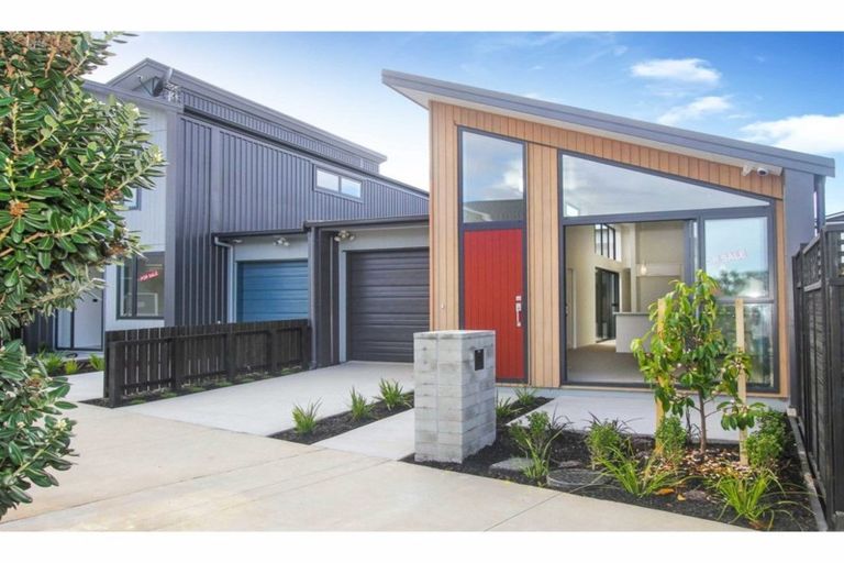 Photo of property in 29 Wallace Road, Ranui, Auckland, 0612