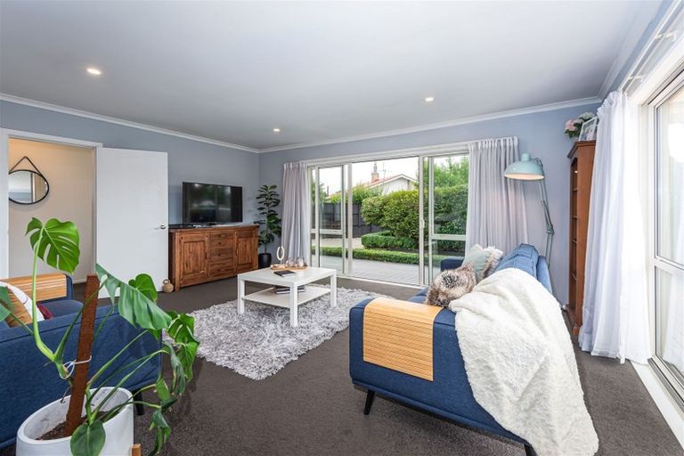 Photo of property in 6a Kilsythe Place, Bishopdale, Christchurch, 8053