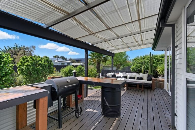 Photo of property in 112 Hills Road, Edgeware, Christchurch, 8013