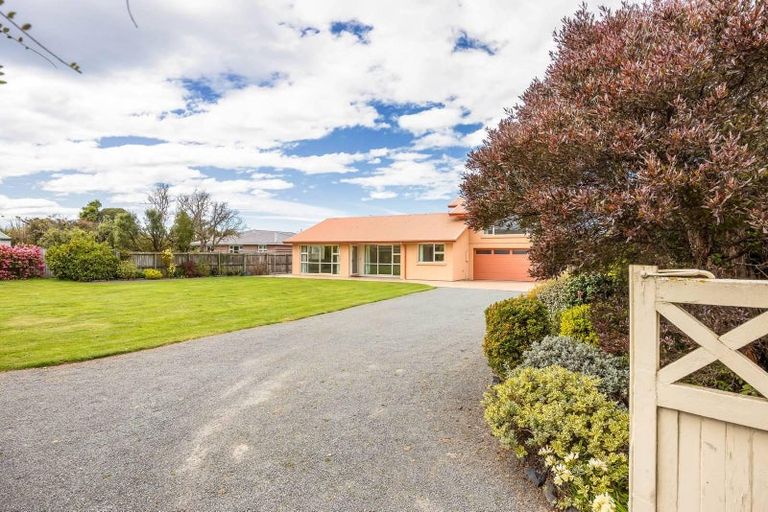 Photo of property in 5 Halliwell Avenue, Papanui, Christchurch, 8052