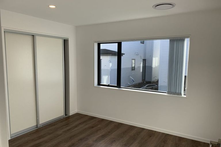 Photo of property in 40b Spencer Road, Pinehill, Auckland, 0632