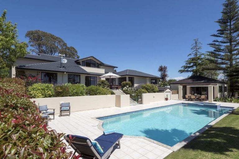 Photo of property in 30 Potts Road, Whitford, Howick, 2571