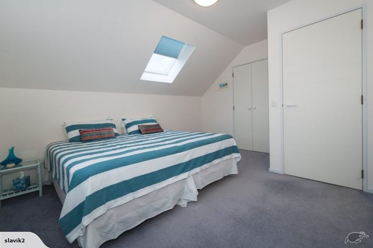 Photo of property in 2/94 Pretoria Street, Hutt Central, Lower Hutt, 5010