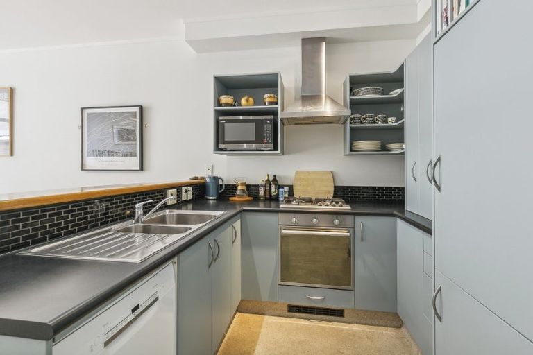 Photo of property in 3/31 Majoribanks Street, Mount Victoria, Wellington, 6011