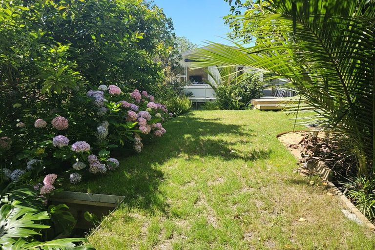 Photo of property in 11 Opahi Bay Road, Mahurangi West, Warkworth, 0983