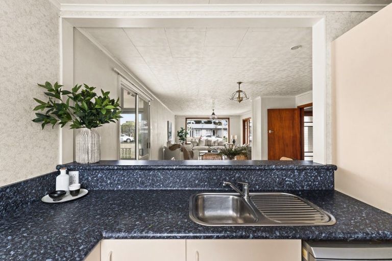 Photo of property in 46 Menin Road, Onekawa, Napier, 4110