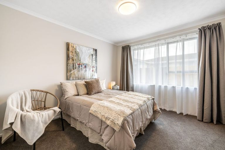 Photo of property in 121 Prestons Road, Redwood, Christchurch, 8051