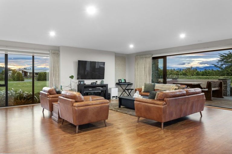 Photo of property in 1 Hayfield Terrace, Cust, Rangiora, 7471