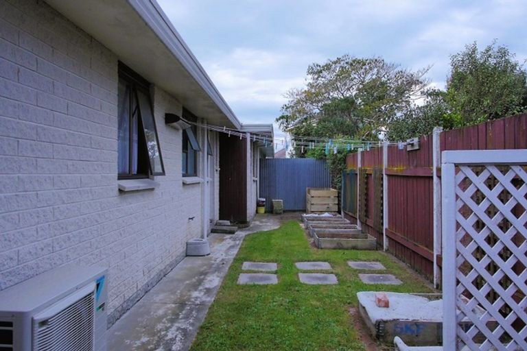 Photo of property in 32 Cecil Place, Cloverlea, Palmerston North, 4412