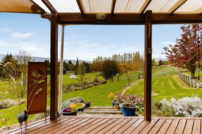 Photo of property in 53 Hillview Road, Alexandra, 9391