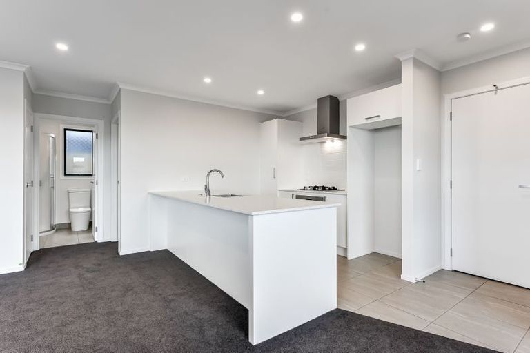 Photo of property in 73 Waruhia Crescent, Rototuna North, 3281