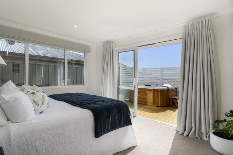 Photo of property in 15 Damien Place, Ohauiti, Tauranga, 3112