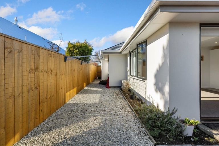 Photo of property in 4/57 Saint Martins Road, Saint Martins, Christchurch, 8022