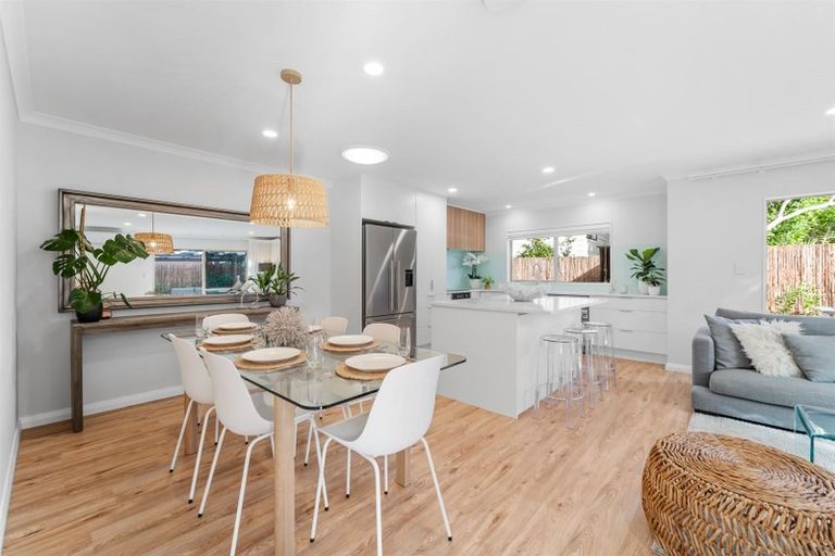 Photo of property in 32a Centreway Road, Orewa, 0931