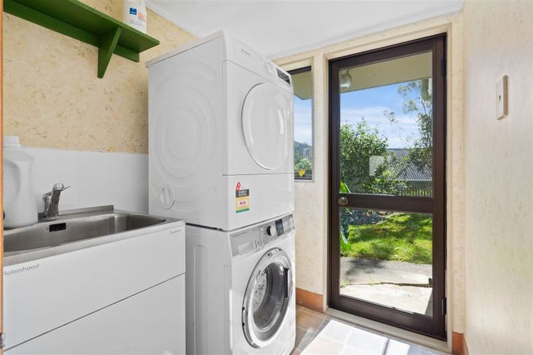 Photo of property in 2 Ngahere Drive, Horahora, Whangarei, 0110