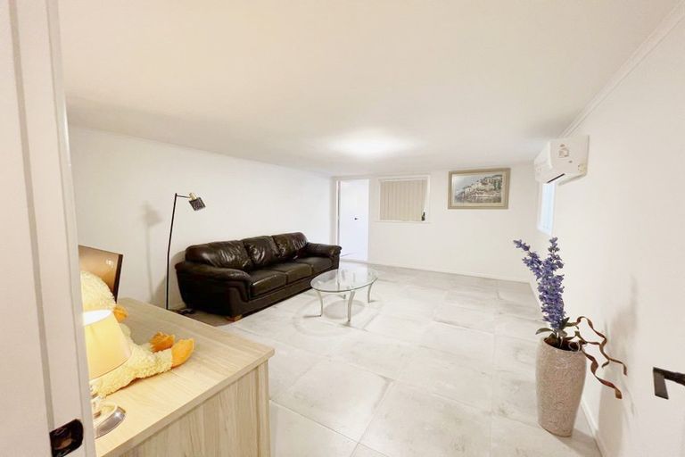 Photo of property in 93a Litten Road, Cockle Bay, Auckland, 2014