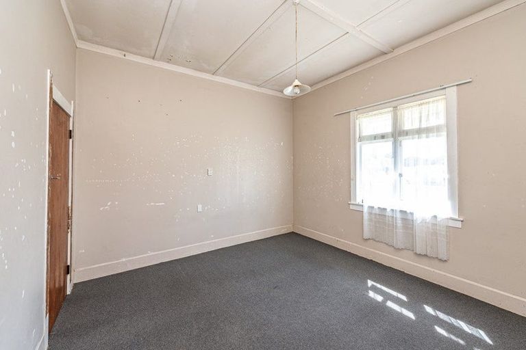 Photo of property in 4 Pharazyn Street, Gonville, Whanganui, 4500